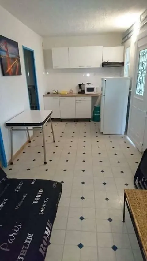 Gogo Location 1 Apartment Forest-Saint-Julien France
